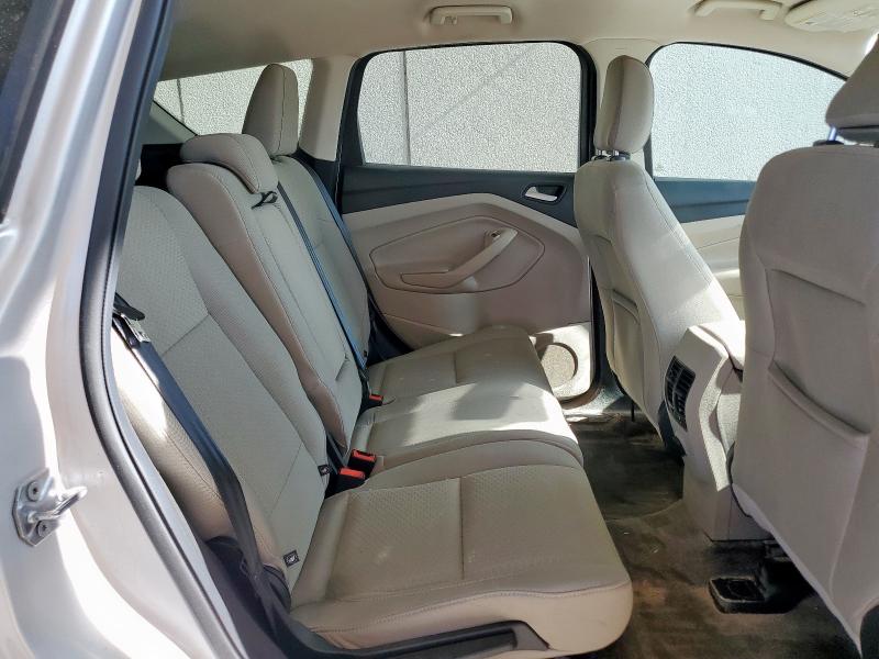 Photo 11 from auction – 2019 FORD ESCAPE SE with VIN 1FMCU0GD7KUC25694