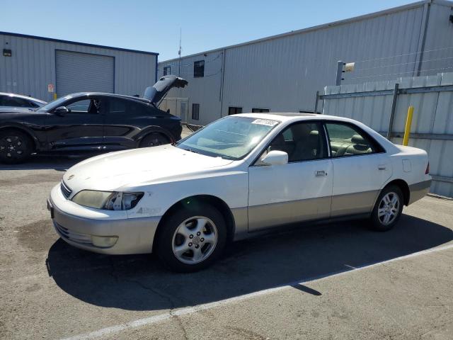 LEXUS ES 300 1997 with VIN JT8BF22G4V5006471 - Photo from auction