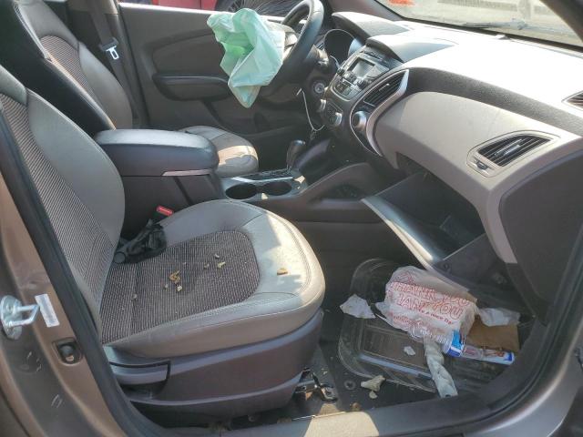 Photo 7 from auction – 2012 HYUNDAI TUCSON GLS with VIN KM8JUCAC0CU493335