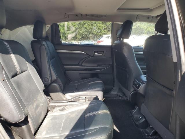 Photo 11 from auction – 2017 TOYOTA HIGHLANDER with VIN 5TDJZRFH3HS474271
