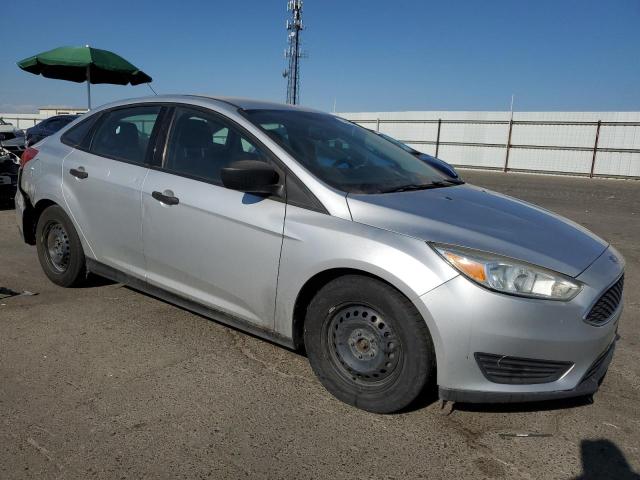 Photo 4 from auction – 2015 FORD FOCUS S with VIN 1FADP3E20FL364084