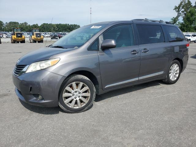Photo 1 from auction – 2013 TOYOTA SIENNA LE with VIN 5TDJK3DC5DS065109