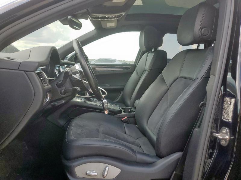Photo 7 from auction – 2018 PORSCHE MACAN with VIN WP1AA2A55JLB23895