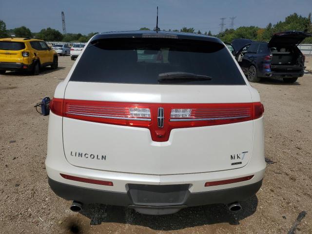 Photo 6 from auction – 2011 LINCOLN MKT with VIN 2LMHJ5AT5BBJ52105