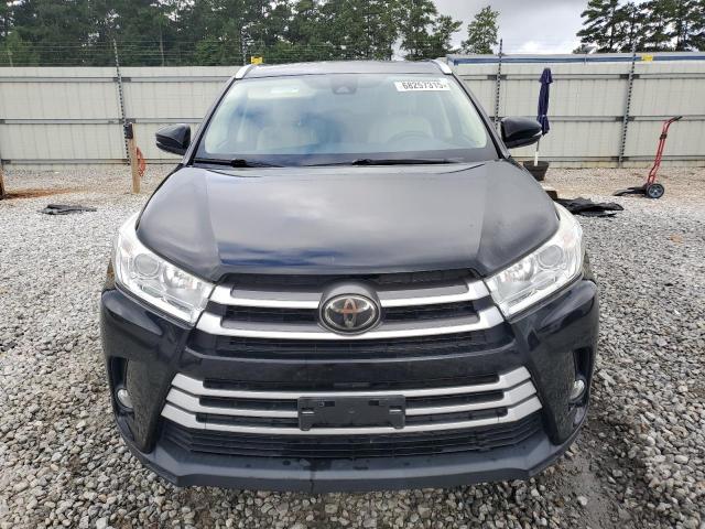 Photo 5 from auction – 2018 TOYOTA HIGHLANDER with VIN 5TDJZRFH8JS535636