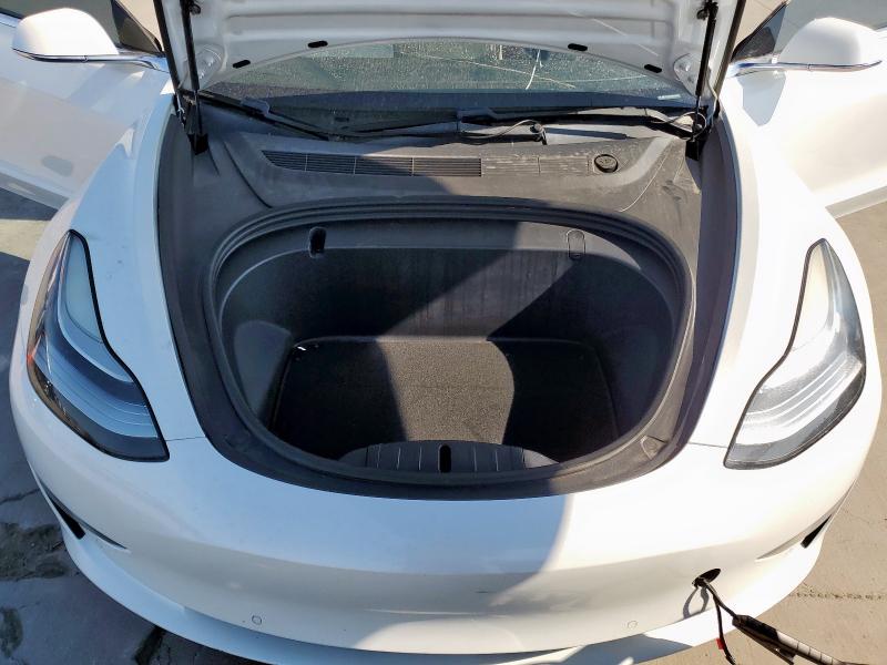 Photo 11 from auction – 2019 TESLA MODEL 3 with VIN 5YJ3E1EB9KF195065