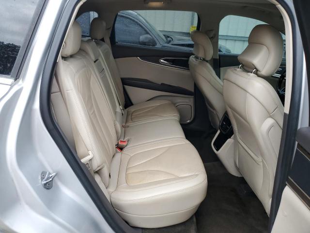Photo 11 from auction – 2017 LINCOLN MKX RESERV with VIN 2LMPJ6LR8HBL44307