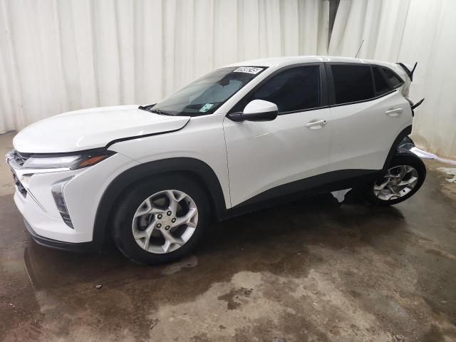 CHEVROLET TRAX LS 2024 with VIN KL77LFE21RC070666 - Photo from auction