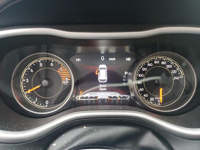 Photo 9 from auction – 2017 JEEP CHEROKEE T with VIN 1C4PJMBS1HW655004