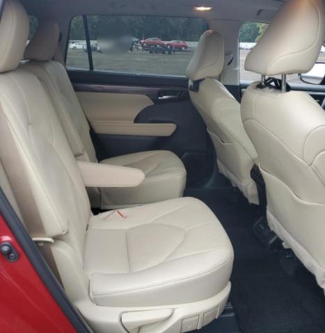 Photo 11 from auction – 2024 TOYOTA HIGHLANDER with VIN 5TDKDRBH1RS566103