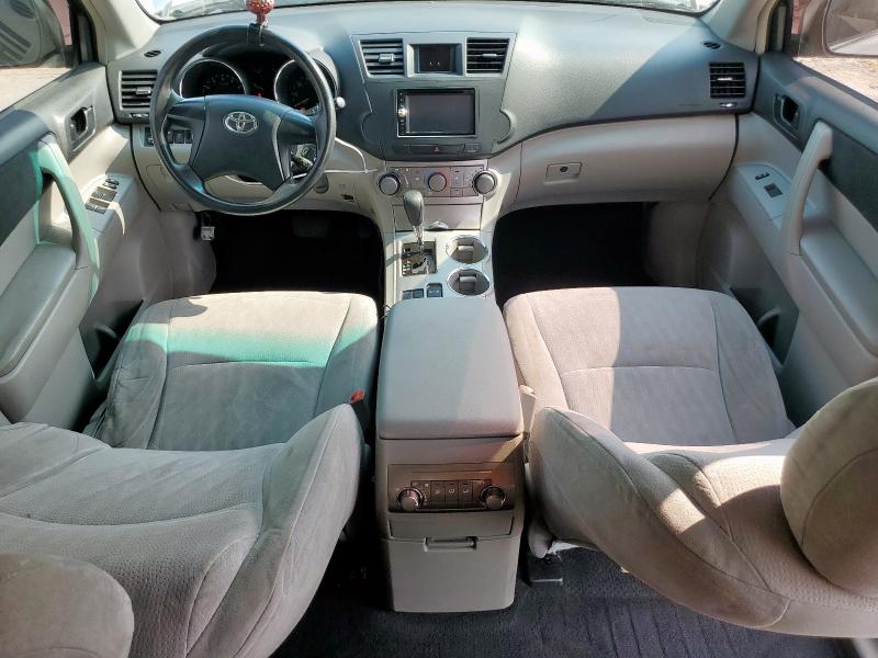 Photo 8 from auction – 2011 TOYOTA HIGHLANDER with VIN 5TDZA3EH3BS011238