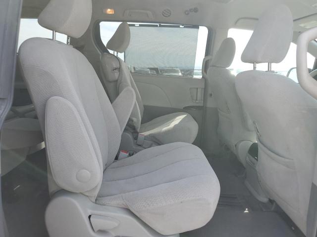 Photo 11 from auction – 2011 TOYOTA SIENNA LE with VIN 5TDKK3DC6BS145035