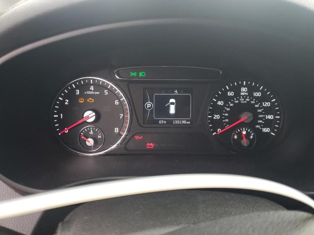 Photo 9 from auction – 2016 KIA SORENTO LX with VIN 5XYPGDA37GG040445