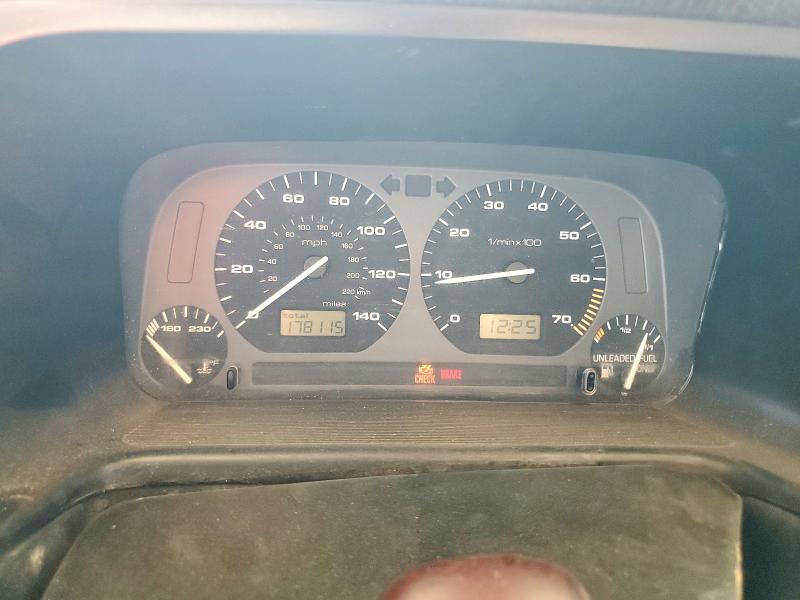 Photo 9 from auction – 1997 VOLKSWAGEN JETTA GL with VIN 3VWRA81H3VM044101