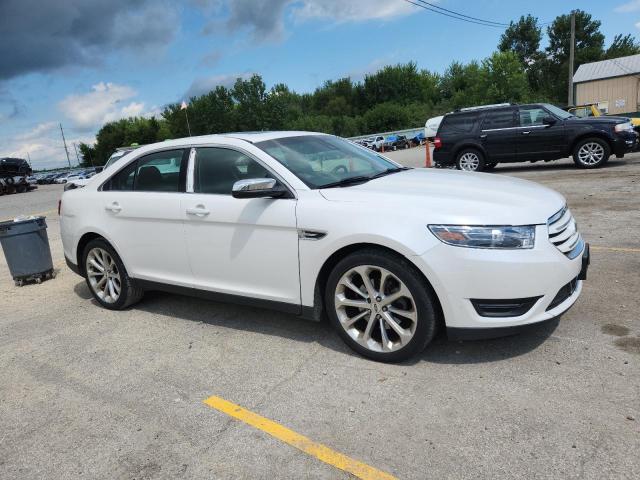 Photo 4 from auction – 2017 FORD TAURUS LIM with VIN 1FAHP2J8XHG115924