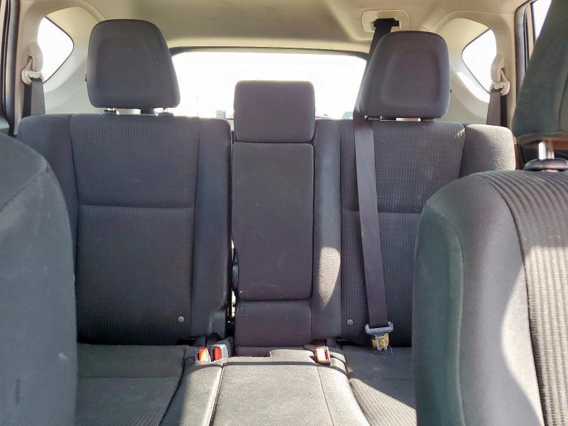 Photo 10 from auction – 2017 TOYOTA RAV4 LE with VIN JTMZFREV8HJ120293