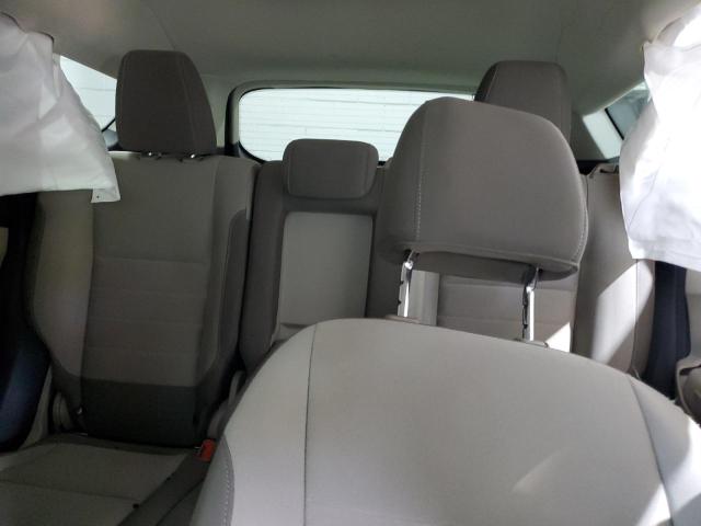 Photo 10 from auction – 2016 FORD ESCAPE SE with VIN 1FMCU9GX2GUB39876