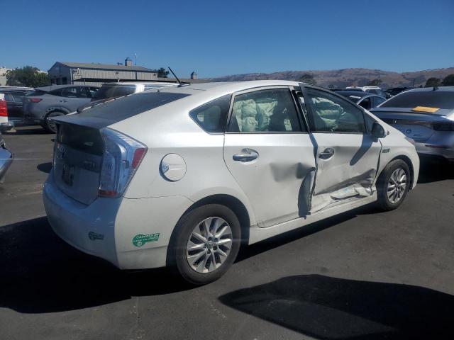 Foto 3 de la subasta – 2013 TOYOTA PRIUS PLUG con VIN JTDKN3DP6D3047329