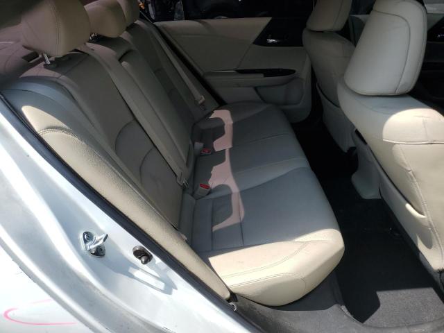Photo 10 from auction – 2017 HONDA ACCORD with VIN JHMCR6F70HC012152