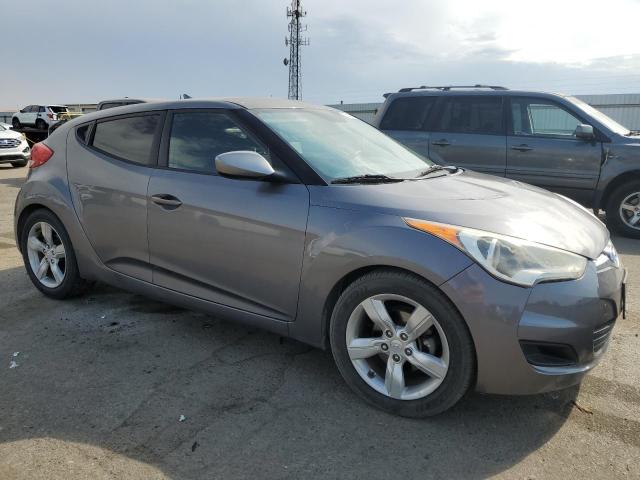 Photo 4 from auction – 2013 HYUNDAI VELOSTER with VIN KMHTC6AD9DU095127