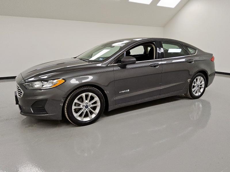 FORD FUSION SE 2019 with VIN 3FA6P0LU7KR234374 - Photo from auction