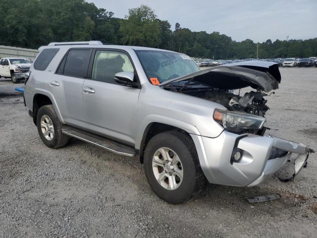 Photo 4 from auction – 2017 TOYOTA 4RUNNER SR5 with VIN JTEZU5JR2H5148490