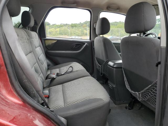 Photo 11 from auction – 2004 FORD ESCAPE XLT with VIN 1FMCU93194KB38751