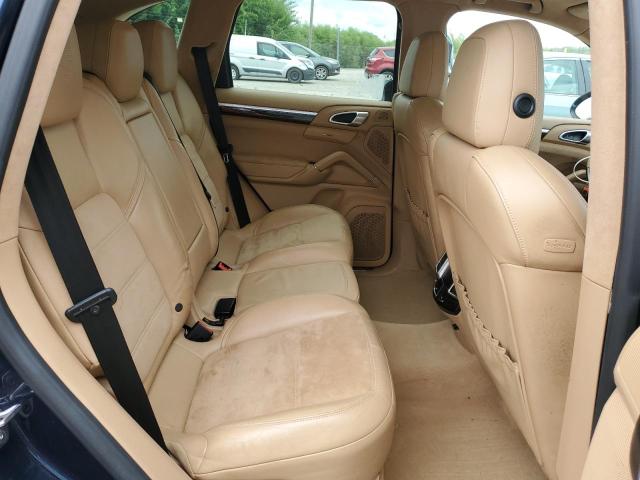 Photo 11 from auction – 2014 PORSCHE CAYENNE GTS with VIN WP1AD2A20ELA72888