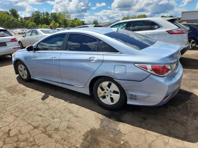 Photo 2 from auction – 2012 HYUNDAI SONATA HYBRID with VIN KMHEC4A43CA042212