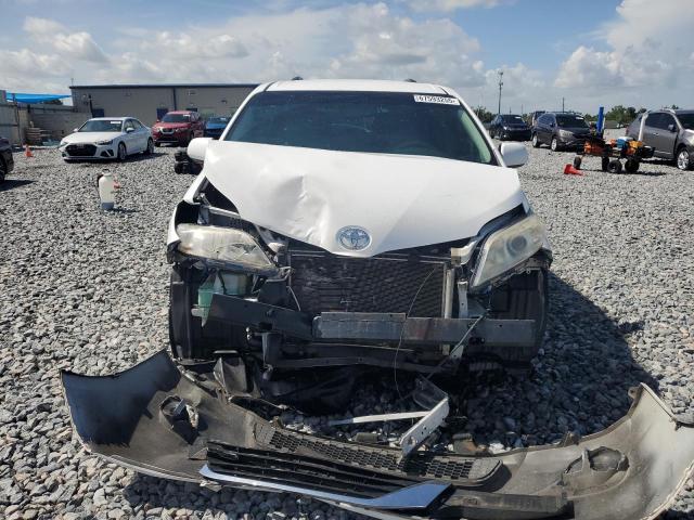 Photo 5 from auction – 2014 TOYOTA SIENNA LE with VIN 5TDKK3DC8ES492354