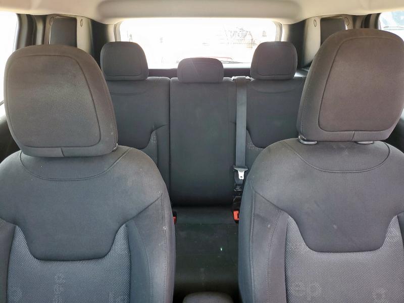 Photo 10 from auction – 2017 JEEP RENEGADE L with VIN ZACCJABB0HPE57489