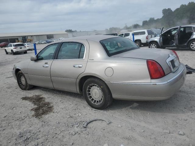 Photo 2 from auction – 2000 LINCOLN TOWN CAR E with VIN 1LNHM81W0YY784410