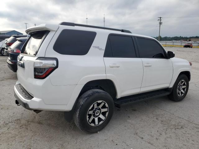 Photo 3 from auction – 2023 TOYOTA 4RUNNER SE with VIN JTEPU5JR2P6153978