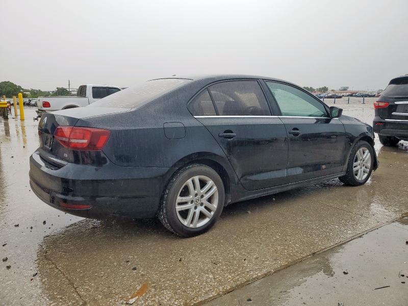 Photo 3 from auction – 2017 VOLKSWAGEN JETTA S with VIN 3VW2B7AJ3HM231774