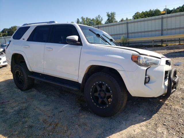 Photo 4 from auction – 2016 TOYOTA 4RUNNER SR with VIN JTEBU5JR2G5405406