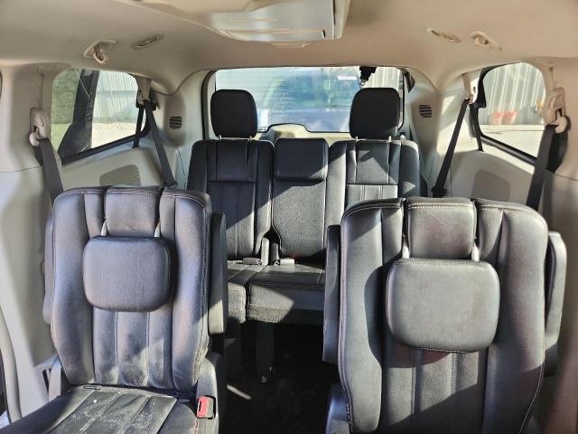 Photo 10 from auction – 2014 CHRYSLER TOWN & COU with VIN 2C4RC1BG7ER296064