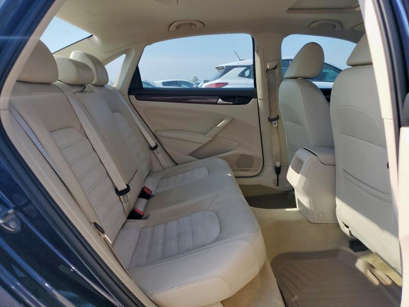Photo 11 from auction – 2012 VOLKSWAGEN PASSAT SEL with VIN 1VWCN7A37CC043458