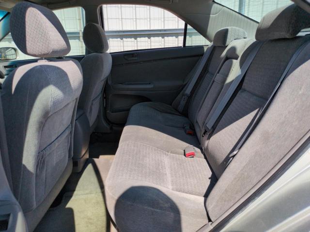 Photo 10 from auction – 2004 TOYOTA CAMRY LE with VIN JTDBE32K340249389