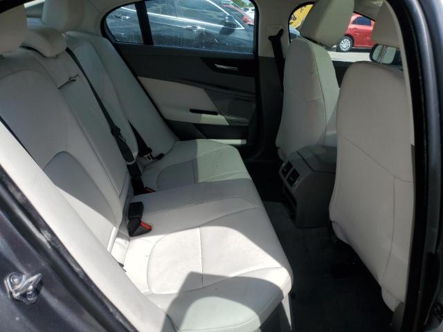 Photo 10 from auction – 2018 JAGUAR XE PREMIUM with VIN SAJAJ4FX5JCP21381