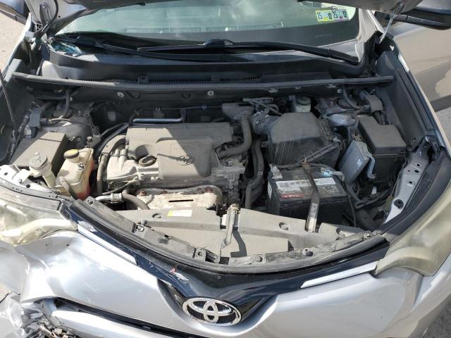 Photo 12 from auction – 2016 TOYOTA RAV4 LE with VIN 2T3BFREV8GW422586