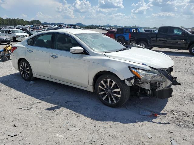 Photo 4 from auction – 2017 NISSAN ALTIMA 2.5 with VIN 1N4AL3AP5HC156673