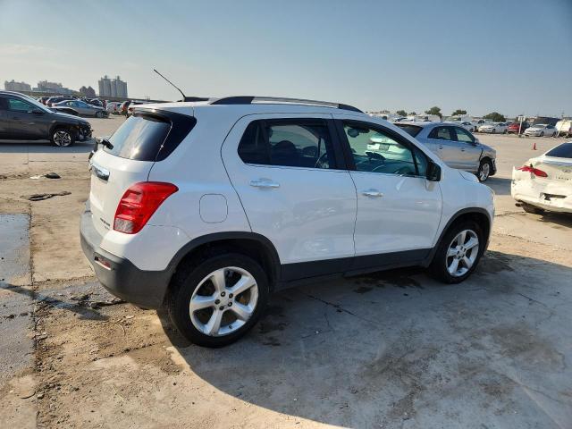 Photo 3 from auction – 2015 CHEVROLET TRAX LTZ with VIN 3GNCJTSB8FL217891