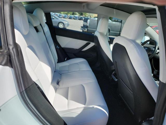 Photo 11 from auction – 2018 TESLA MODEL 3 with VIN 5YJ3E1EB2JF074943