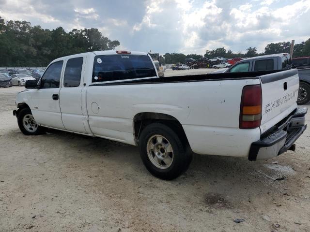Photo 2 from auction – 2000 CHEVROLET SILVERADO with VIN 1GCEC19T6YE344012