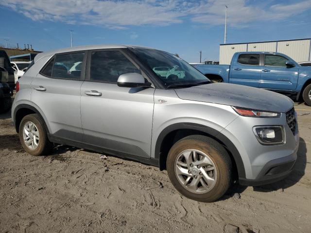 Photo 4 from auction – 2022 HYUNDAI VENUE SE with VIN KMHRB8A35NU147144