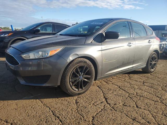 FORD FOCUS SE 2018 with VIN 1FADP3K2XJL285972 - Photo from auction