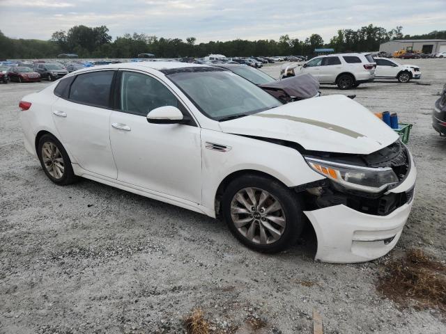 Photo 4 from auction – 2016 KIA OPTIMA EX with VIN 5XXGU4L39GG007277