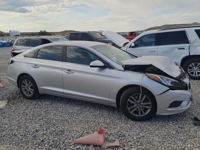 Photo 4 from auction – 2016 HYUNDAI SONATA SE with VIN 5NPE24AF1GH359073