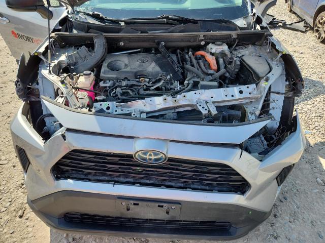Photo 11 from auction – 2020 TOYOTA RAV4 LE with VIN 2T3LWRFV5LW067552