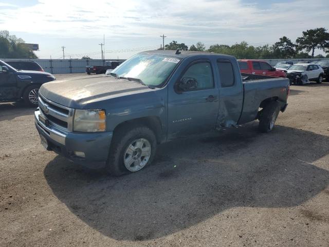 CHEVROLET SILVERADO 2010 with VIN 1GCSCSE04AZ206021 - Photo from auction